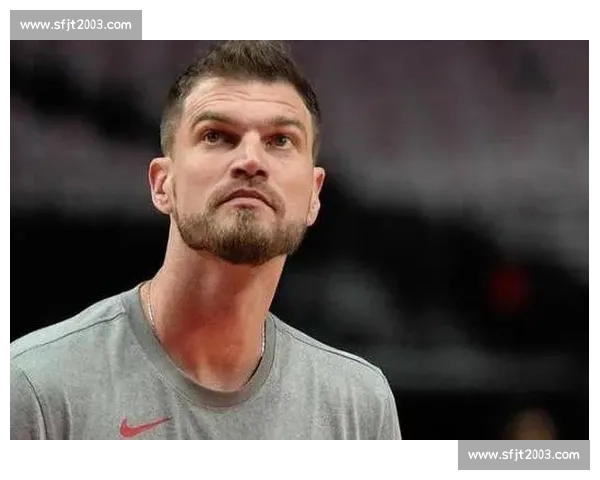 12 分交手记忆！马刺冠军中锋斯普利特，成开拓者临时主帅